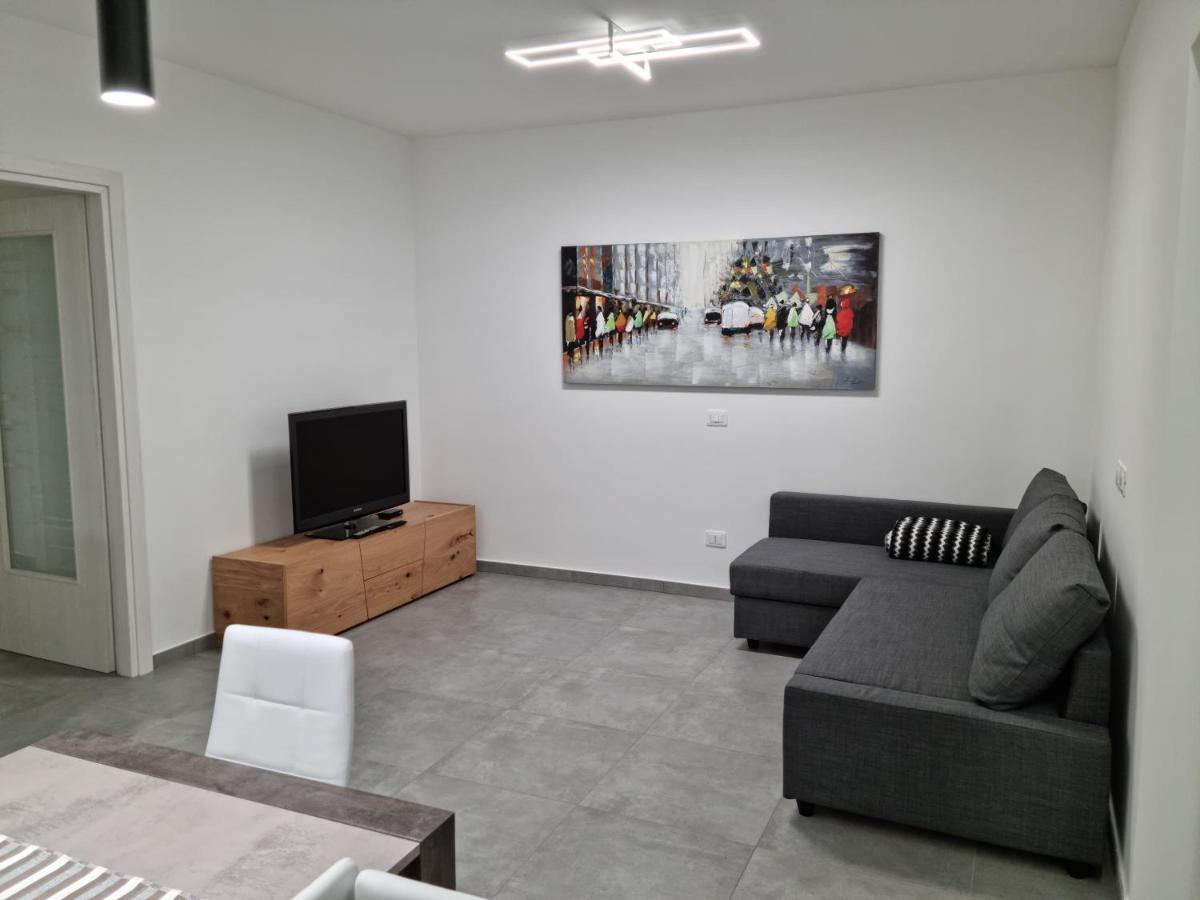 Kd Apartment, Accogliente, Moderno E Spazioso. Castel Di Sangro Eksteriør bilde